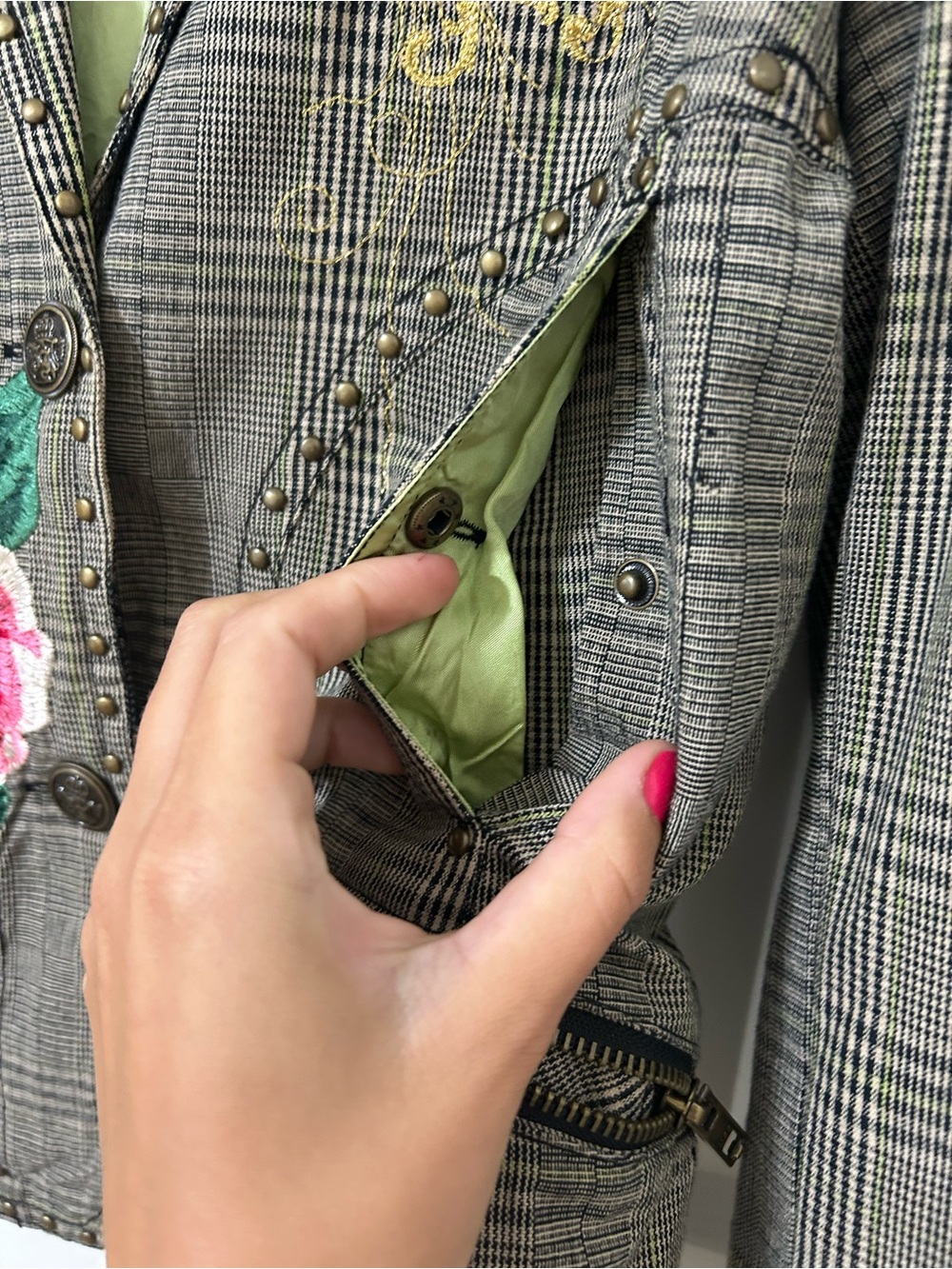 Johnny Was Workshop Plaid Embroidered Blazer - Picture 6 of 14